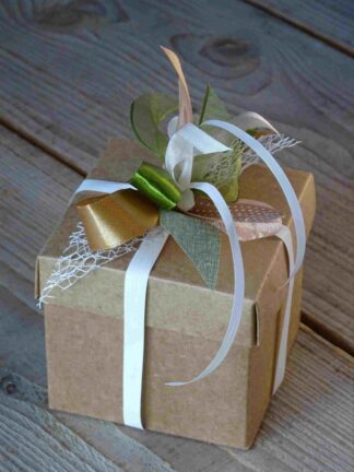 Kubusdoos  Kraft met 12 bonbons